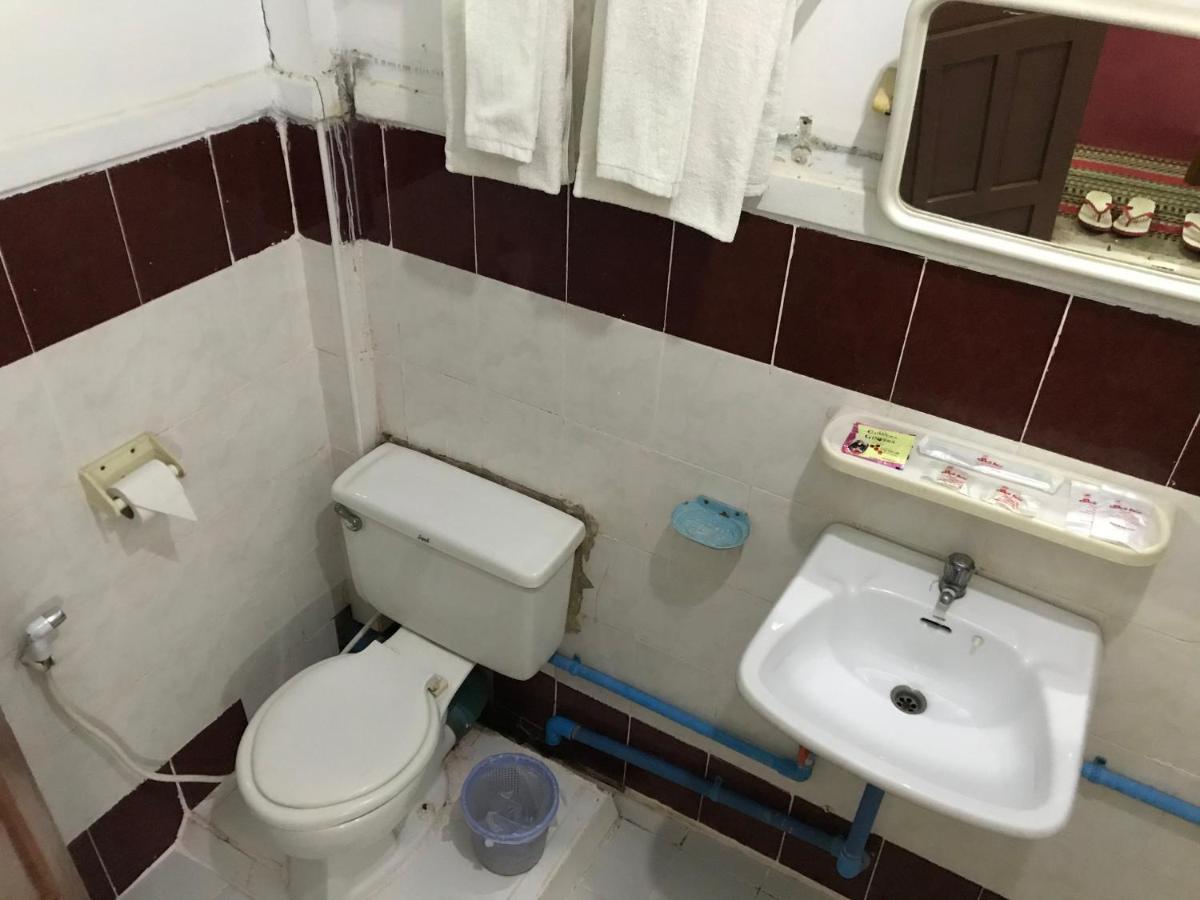 Smile Motel Pyay Ngoại thất bức ảnh